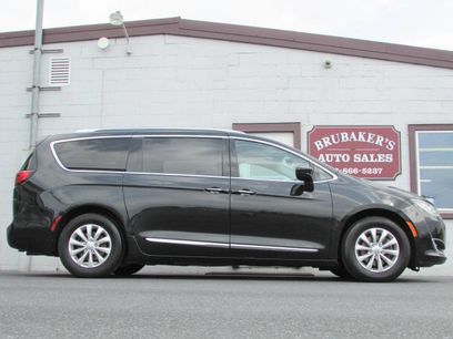 Used 2018 Chrysler Pacifica Touring-L