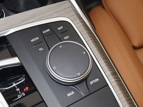 Used 2025 BMW M340i xDrive w/ Premium Package image 30