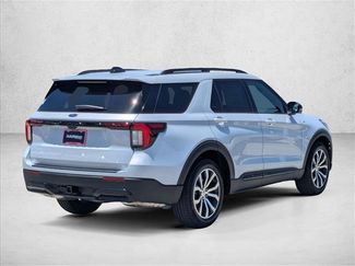New 2026 Ford Explorer ST-Line w/ Premium Package RWD video 2