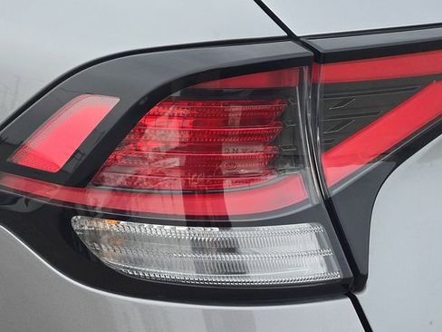 Used 2023 Kia Sportage LX image 10