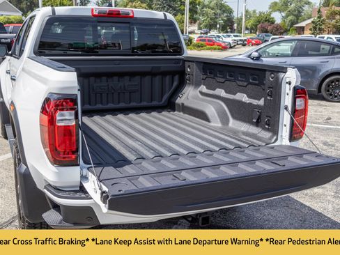 Used 2026 GMC Canyon Denali AWD/4WD image 22