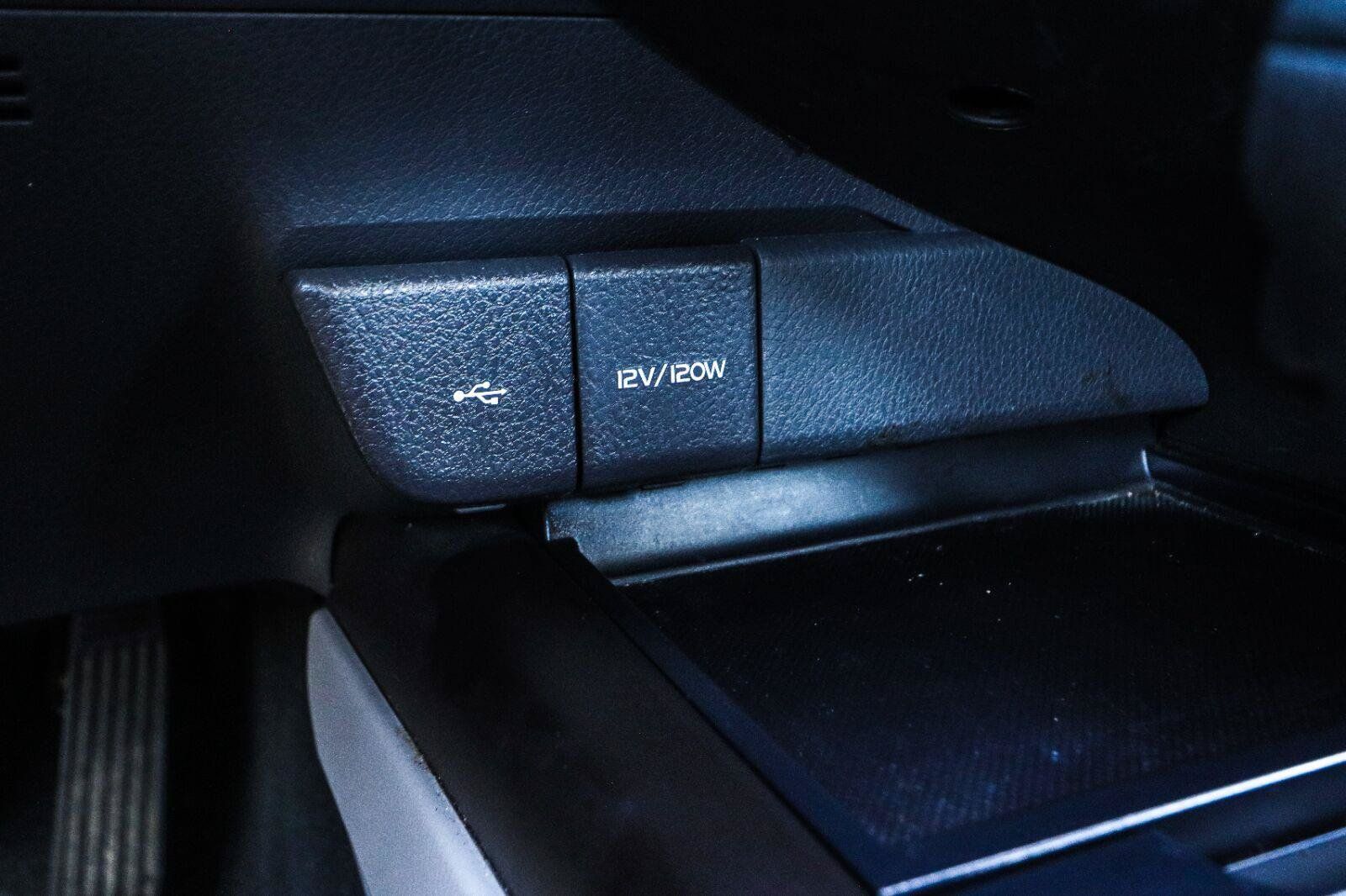 Used 2022 Toyota Camry LE FWD image 10