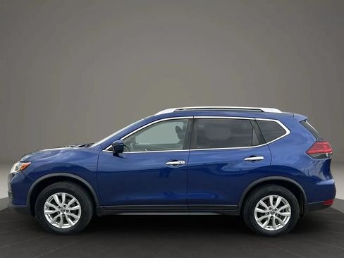 Used 2019 Nissan Rogue SV AWD/4WD image 2