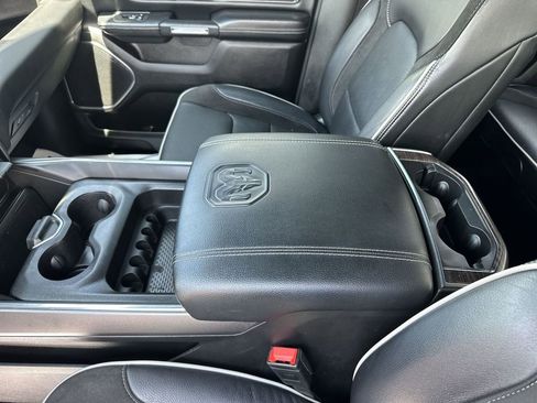 Used 2025 RAM 1500 Laramie w/ Sport Appearance Package AWD/4WD image 27