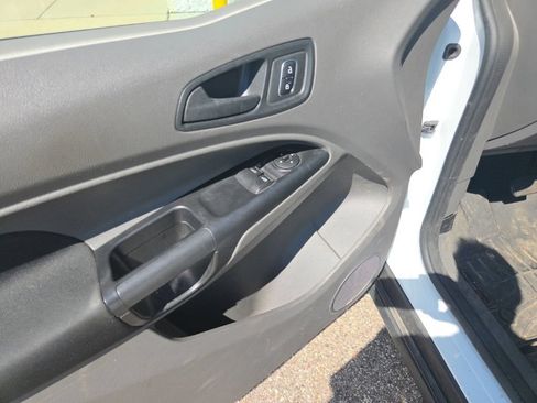 Used 2023 Ford Transit Connect XL FWD image 12