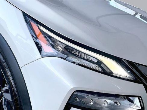 Certified 2023 Nissan Rogue SL w/ SL Premium Package FWD image 28