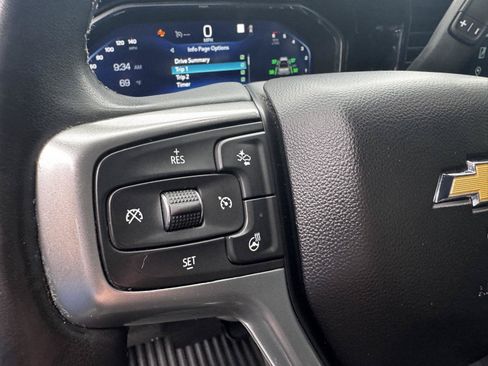 Used 2023 Chevrolet Silverado 1500 LT AWD/4WD image 21