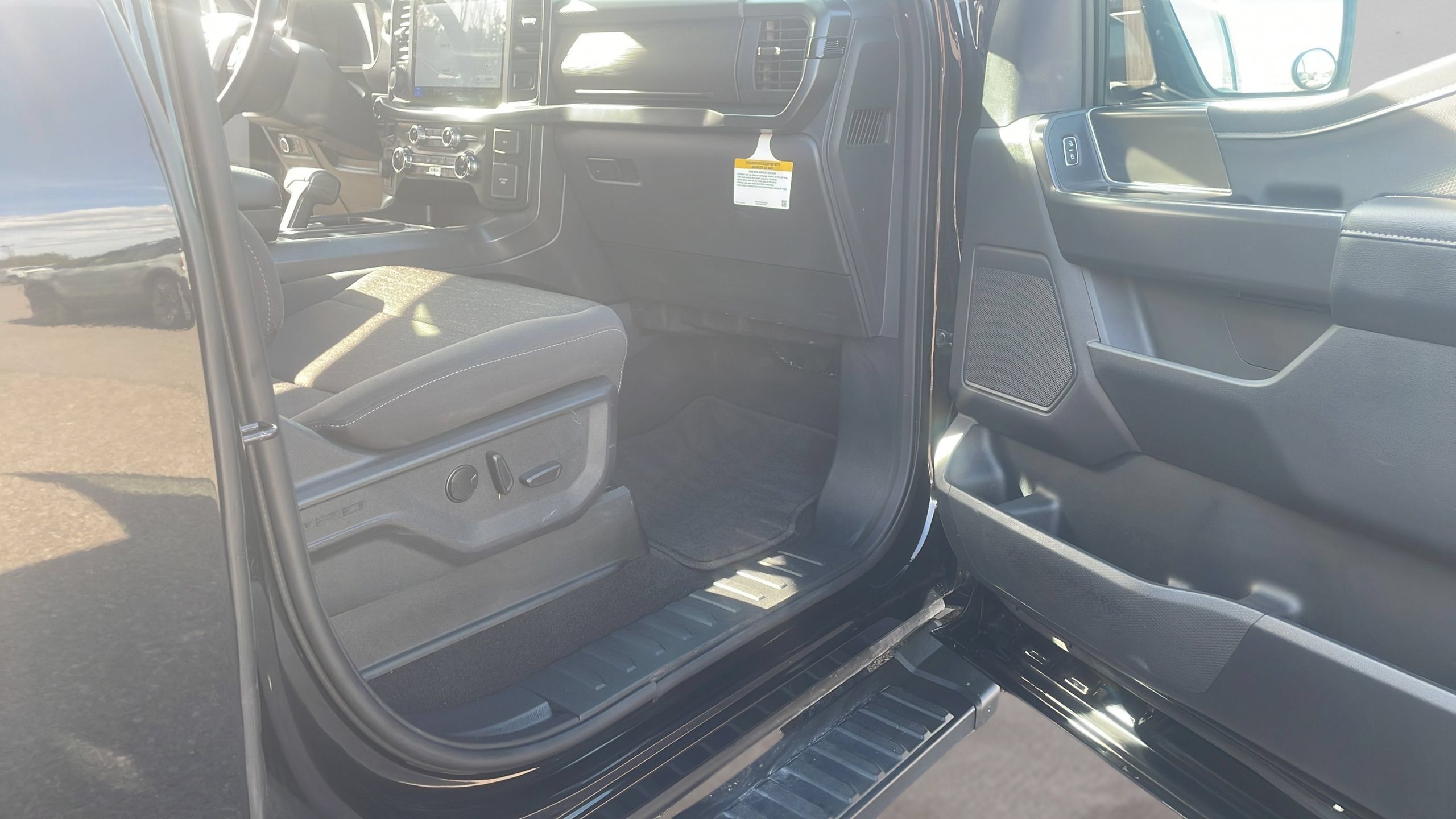 Used 2024 Ford F150 XLT w/ Equipment Group 302A MID AWD/4WD image 18