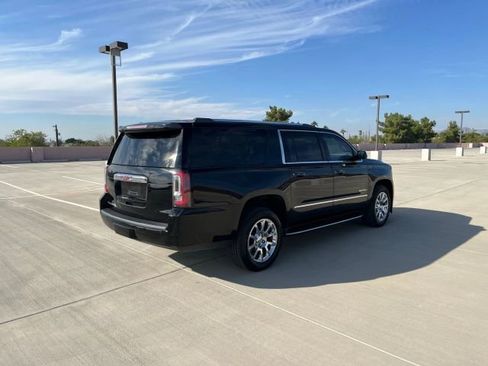 Used 2018 GMC Yukon XL Denali w/ Open Road Package image 5