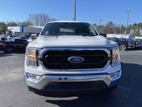 Used 2022 Ford F150 XLT image 3