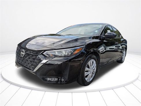 Used 2024 Nissan Sentra S image 8