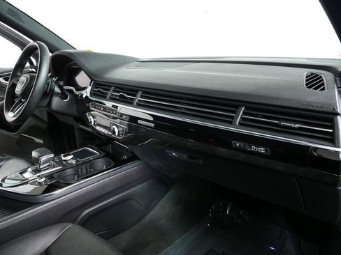 Used 2017 Audi Q7 3.0T Premium Plus image 24