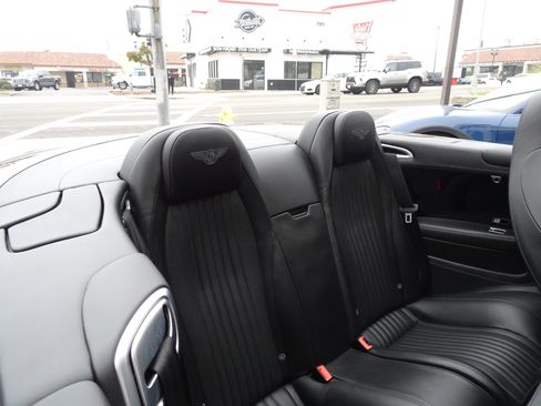Used 2016 Bentley Continental GT image 18
