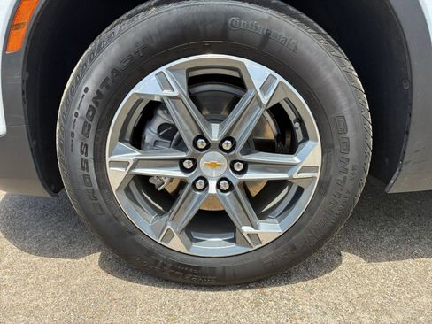 Used 2025 Chevrolet Blazer LT FWD image 26