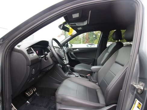 Used 2019 Volkswagen Tiguan SEL Premium R-Line AWD/4WD image 10