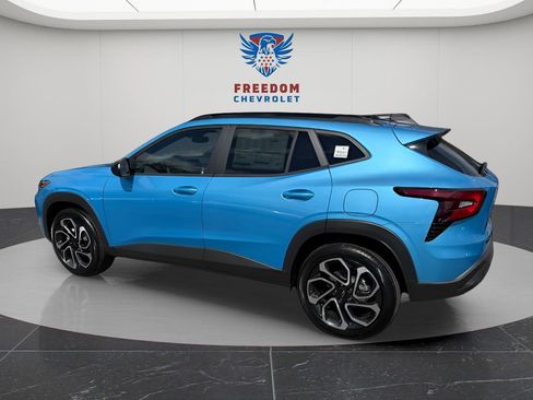 New 2026 Chevrolet Trax RS w/ Driver Confidence Package FWD image 3