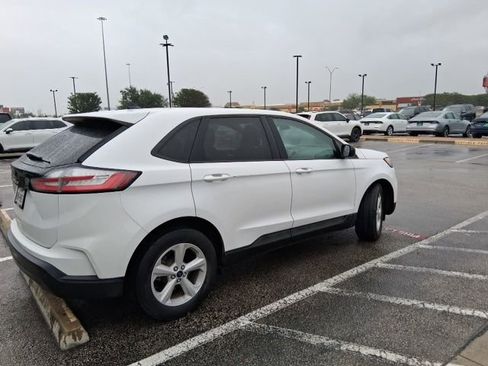 Used 2021 Ford Edge SE FWD image 5