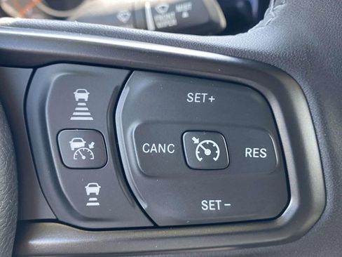 New 2025 Jeep Gladiator Sport image 46