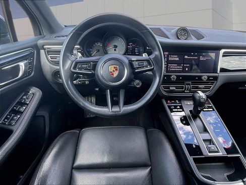 Certified 2023 Porsche Macan S AWD/4WD image 13