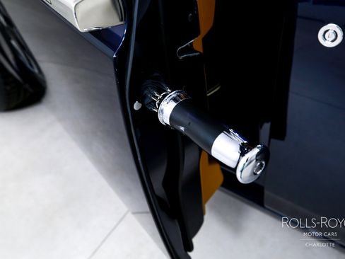 Certified 2020 Rolls-Royce Phantom Sedan image 32