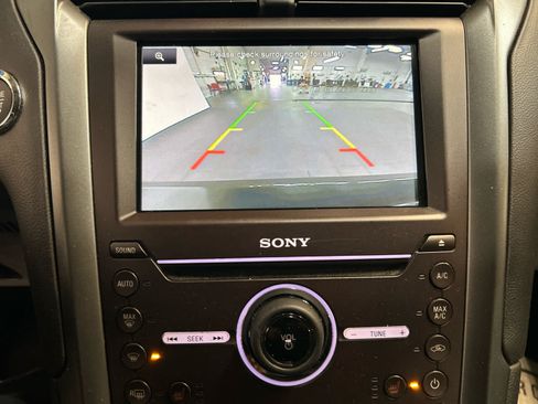 Used 2016 Ford Fusion Titanium FWD image 5