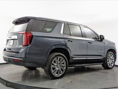 Used 2021 GMC Yukon SLT w/ SLT Premium Package AWD/4WD image 8