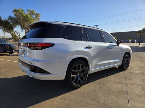 New 2026 Lexus TX 500h AWD image 3