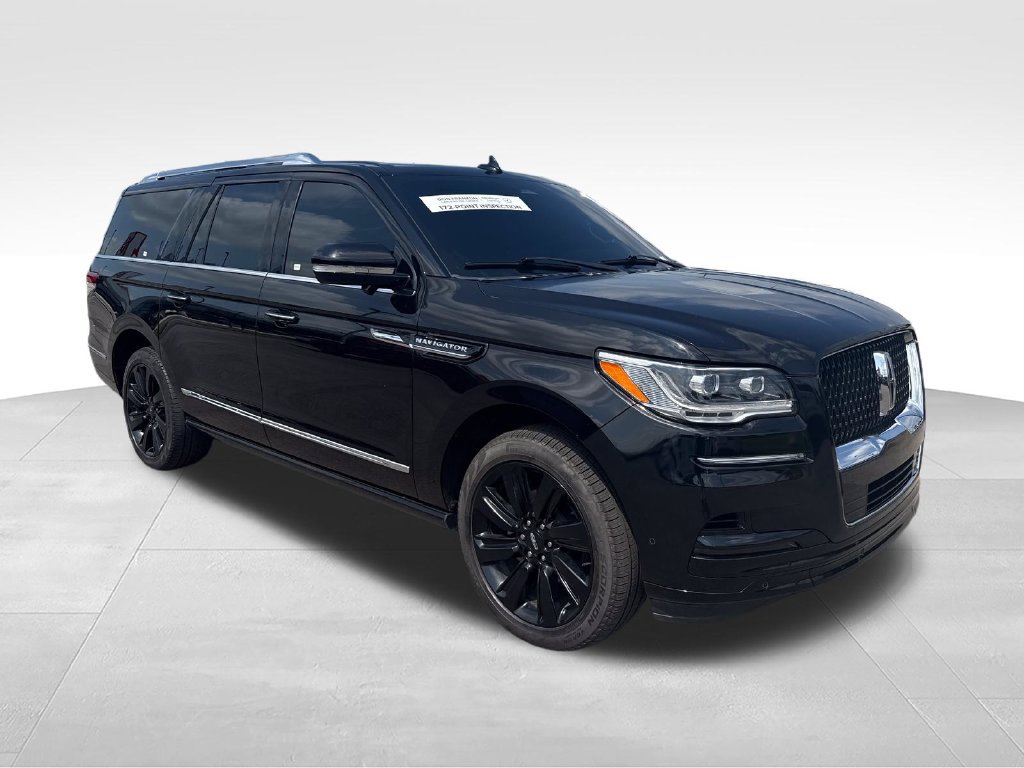 Used 2024 Lincoln Navigator L Reserve AWD/4WD image 7
