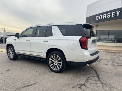 Used 2021 GMC Yukon Denali w/ Denali Premium Package image 7