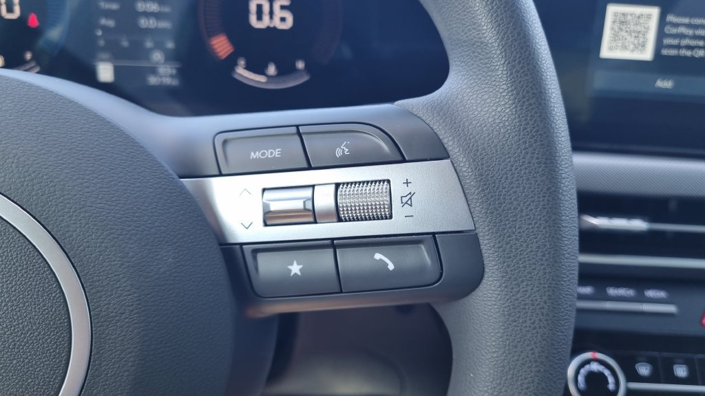 Certified 2025 Hyundai Sonata SE FWD image 22