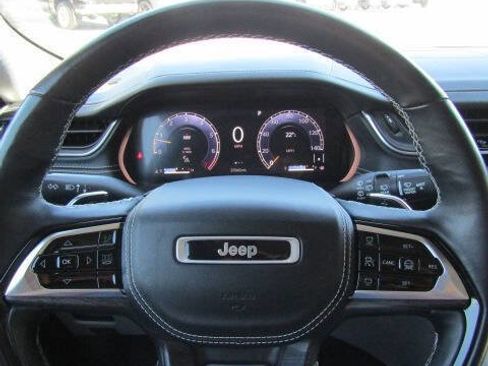 Used 2021 Jeep Grand Cherokee L Overland w/ Advanced Protech Group III image 12