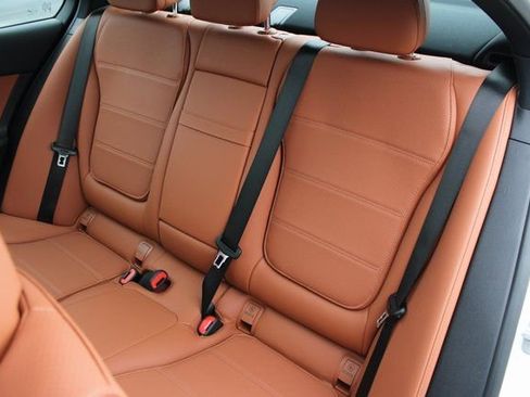New 2025 Mercedes-Benz C 300 4MATIC Sedan image 30