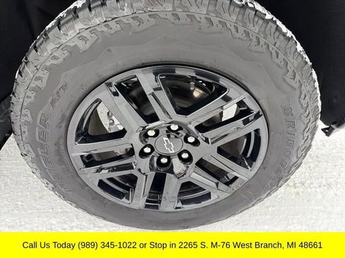 Used 2025 Chevrolet Silverado 1500 LT Trail Boss w/ Convenience Package II image 6