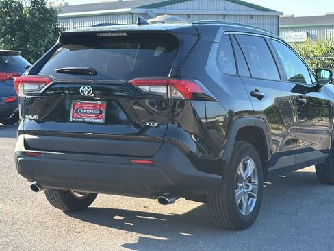 Certified 2025 Toyota RAV4 XLE FWD image 6