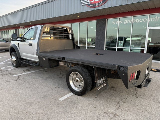 Used 2018 Ford F550 4x4 Regular Cab Super Duty image 4
