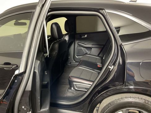 Used 2024 Ford Escape ST-Line AWD/4WD image 32
