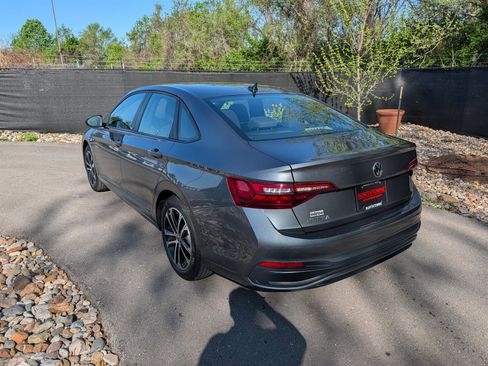 Used 2023 Volkswagen Jetta Sport FWD image 3