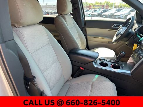 Used 2012 Ford Explorer 4WD w/ Class III Trailer Tow Pkg image 6