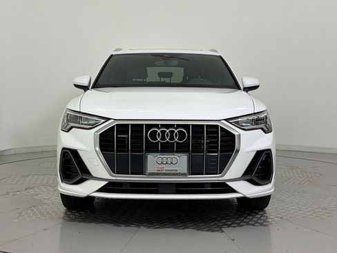 Used 2024 Audi Q3 2.0T Premium w/ Convenience Package AWD/4WD image 5