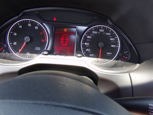 Used 2012 Audi Q5 2.0T Premium AWD/4WD image 36
