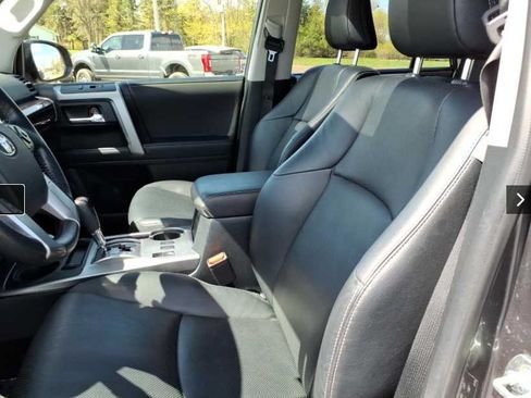 Used 2023 Toyota 4Runner Limited AWD/4WD image 9