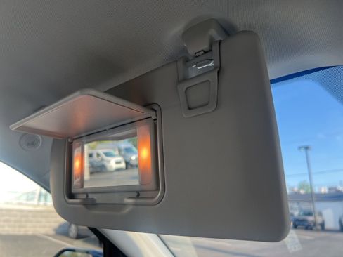 Used 2024 Ford Maverick Lariat FWD image 40