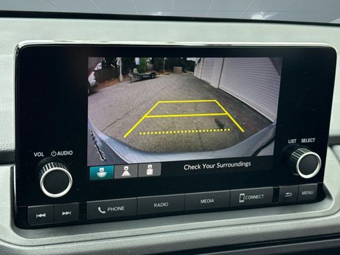 Certified 2025 Honda Accord LX image 19