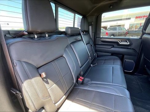 Used 2024 Chevrolet Silverado 3500 High Country w/ High Country Premium Package AWD/4WD image 29