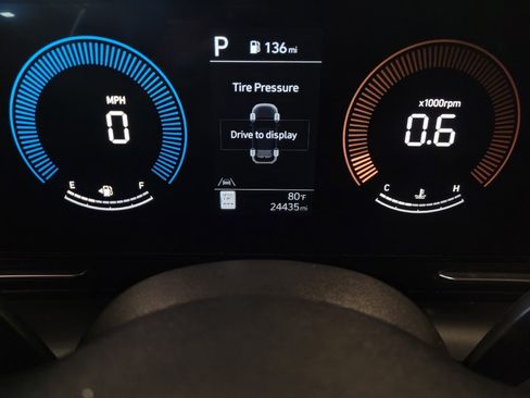Used 2025 Hyundai Kona SEL FWD image 23