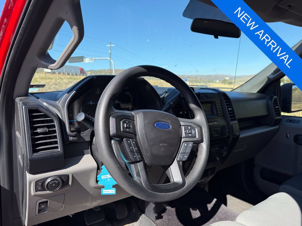 Used 2016 Ford F150 XLT AWD/4WD image 12