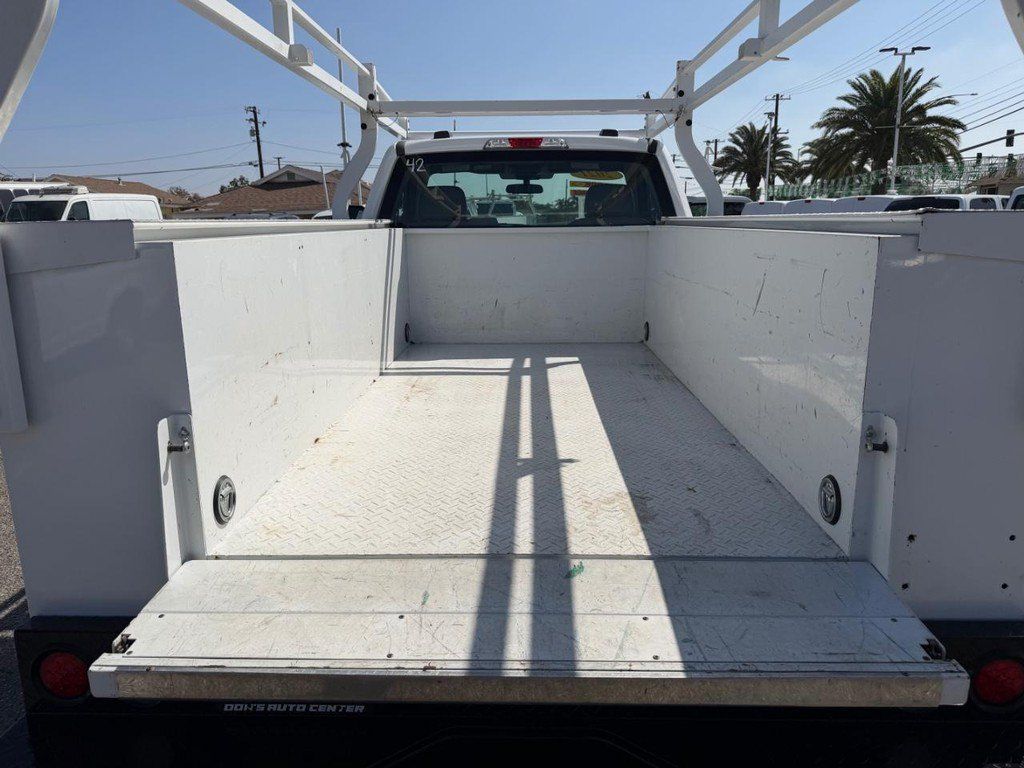 Used 2021 Ford F250 XL w/ Power Equipment Group RWD image 19