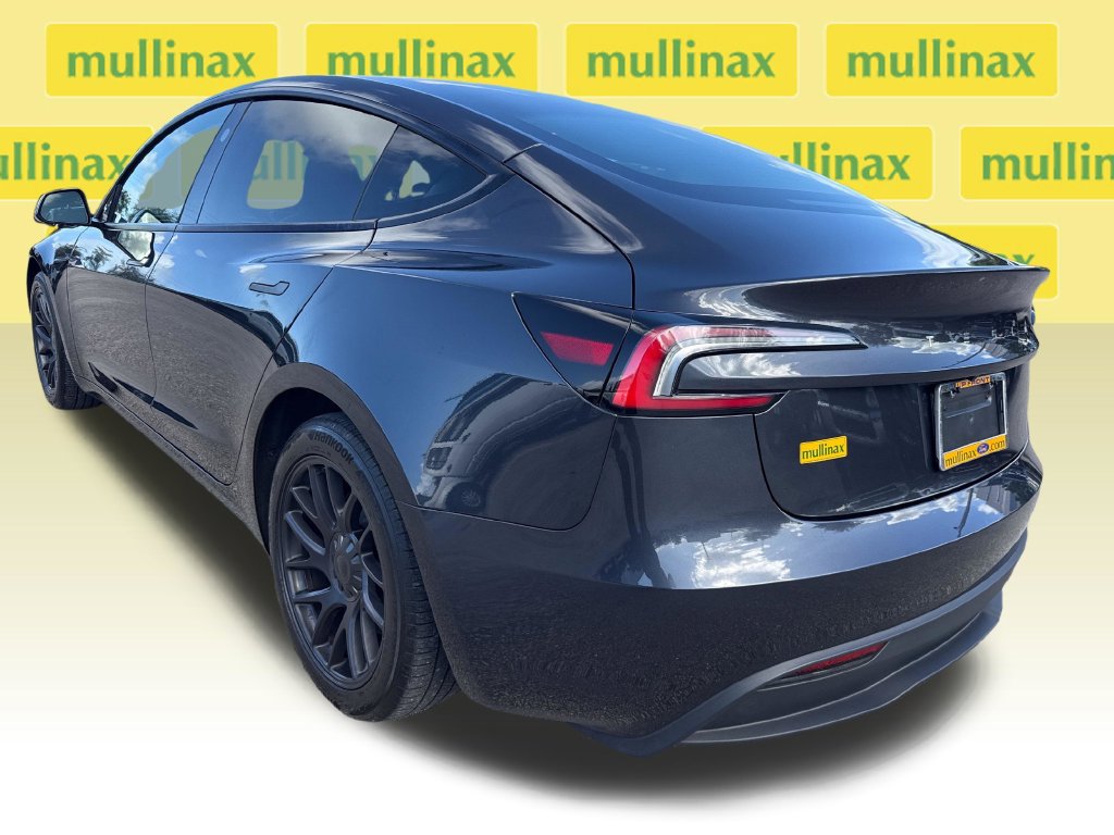 Used 2024 Tesla Model 3 Standard Range RWD image 8