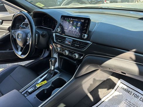 Used 2021 Honda Accord Sport image 32