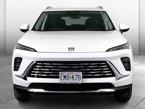 Used 2025 Buick Envision Preferred image 2